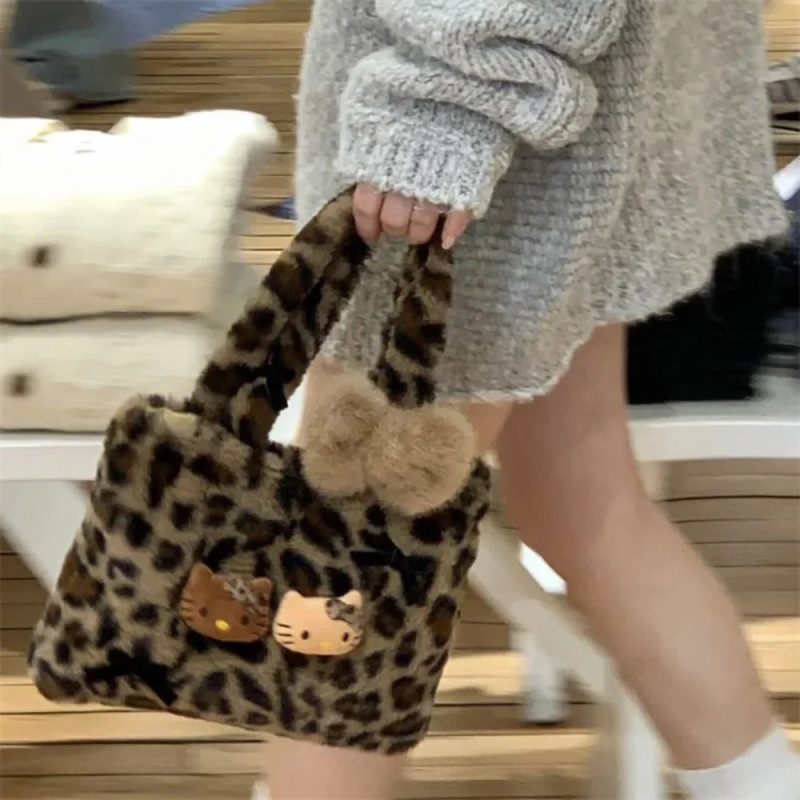 Sanrio Kawaii Hello Kitty Plush Handbag - Image 5